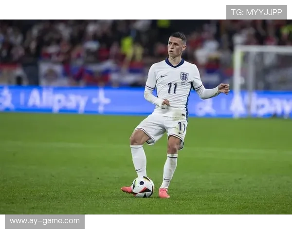 福登：曼城青训成才，核心球员崛起之路